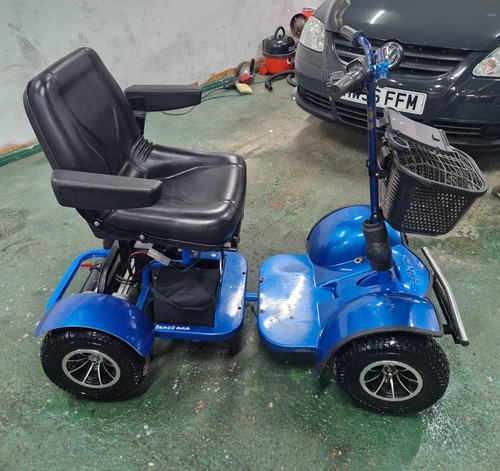 Electric golf buggy single